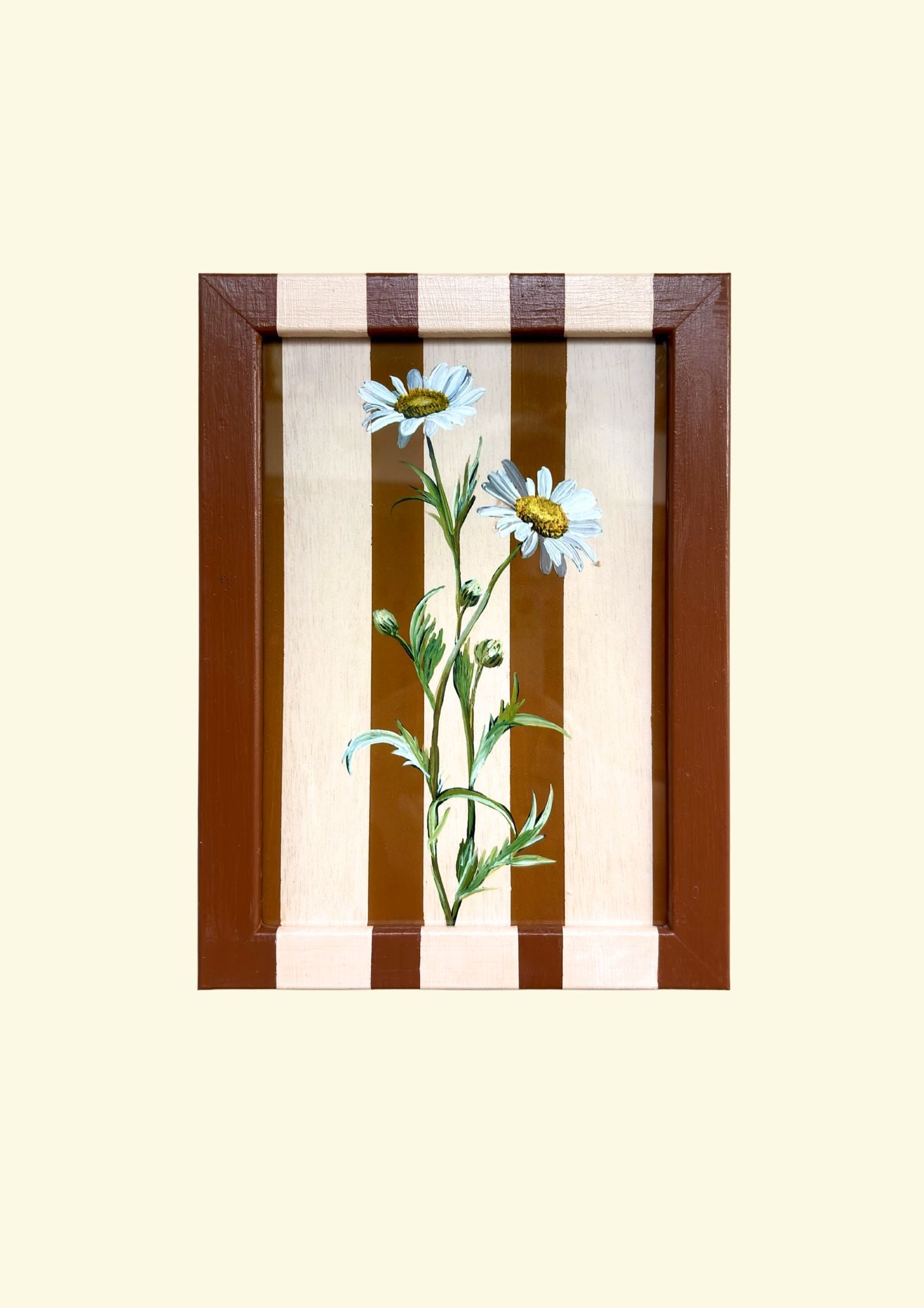 Daisy - April Birth Flower Framed Print