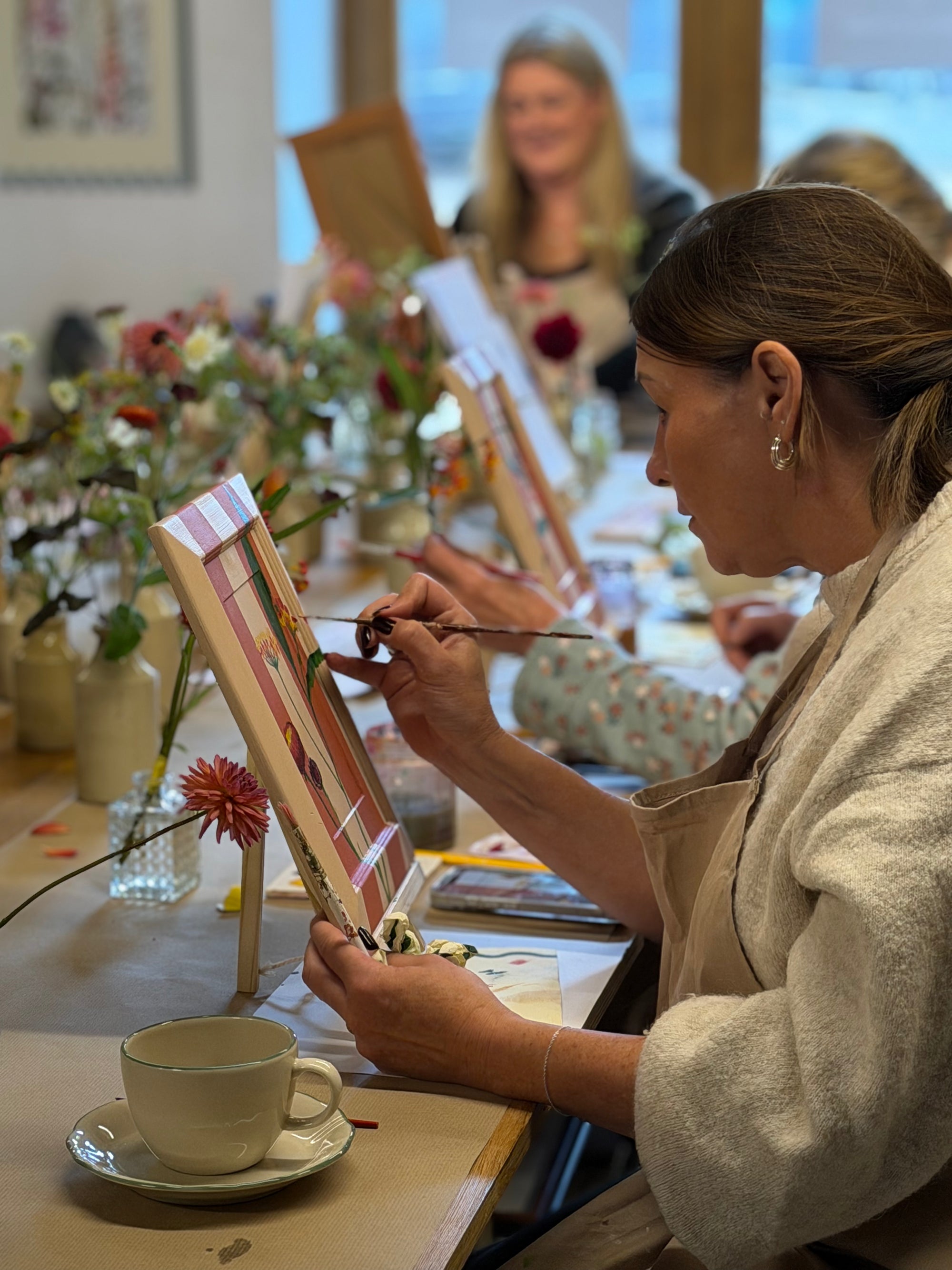 10th December 10.30-13.30pm | Seasonal Painting Workshop | Nays Studio